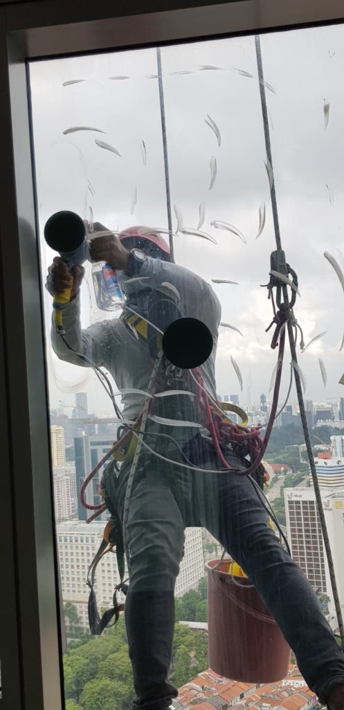 Rope Access External Façade Glass Polishing Singapore