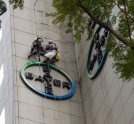 Rope Access Signage Installation and Removal Singapore